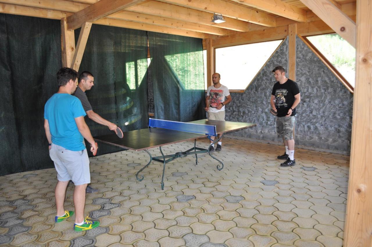 Pensiunea Izvorul Bucuriei Siriu Esterno foto
